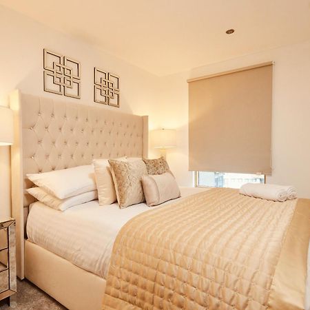 Deluxe City Apt, Beautiful River View,Free Parking No Balcony Leeds  Buitenkant foto