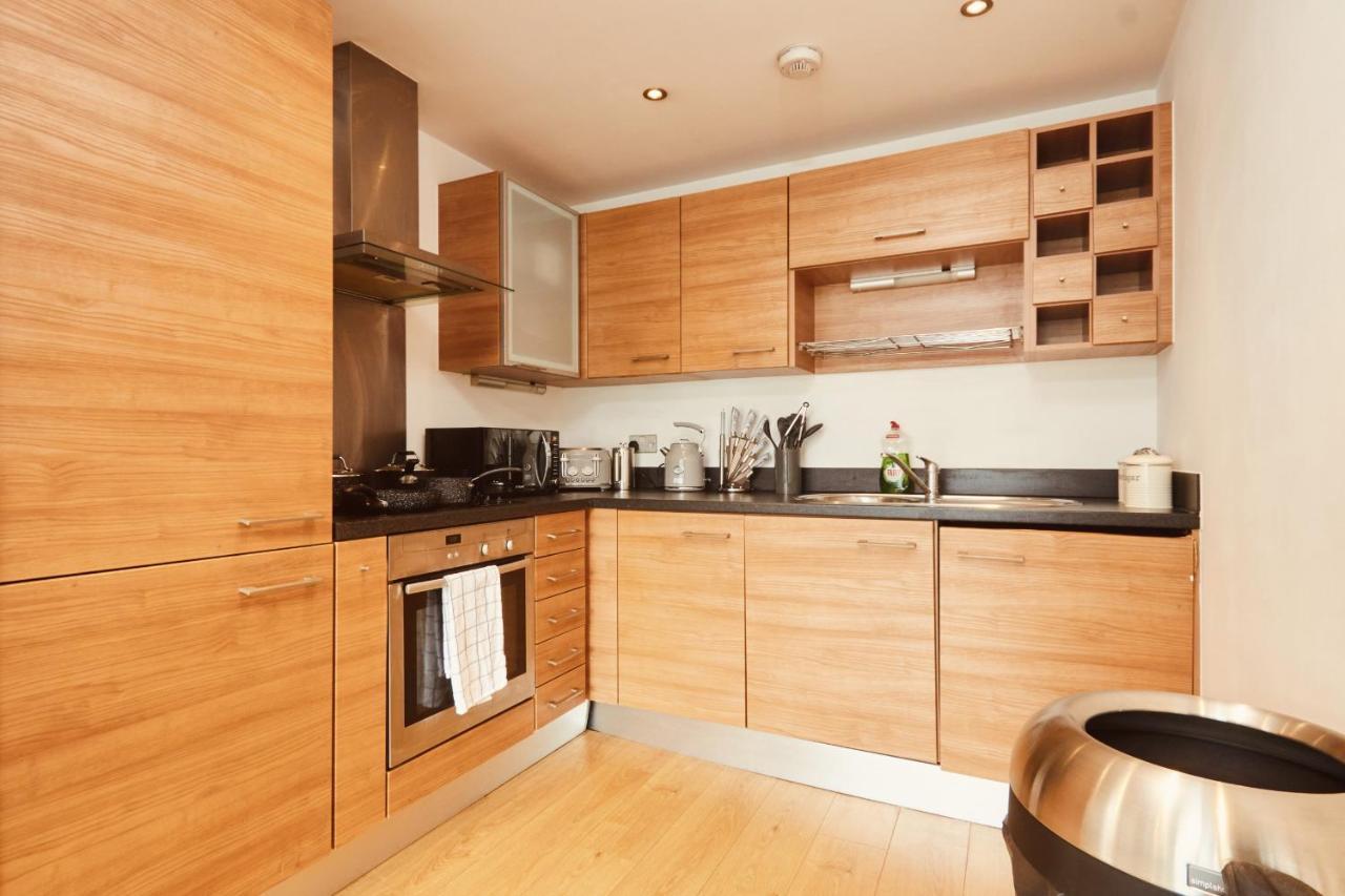 Deluxe City Apt, Beautiful River View,Free Parking No Balcony Leeds  Buitenkant foto