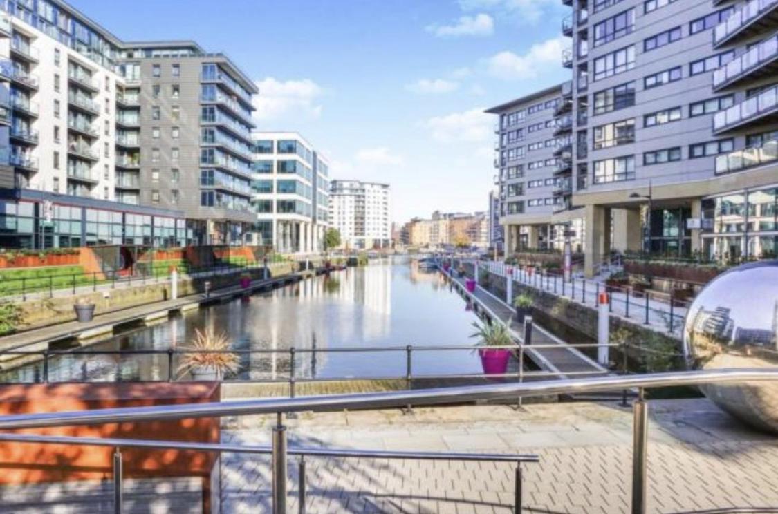 Deluxe City Apt, Beautiful River View,Free Parking No Balcony Leeds  Buitenkant foto