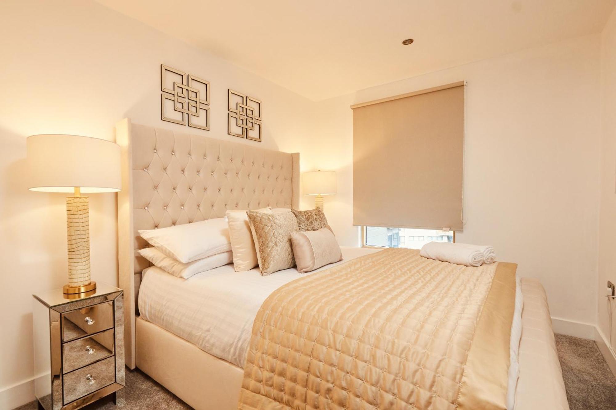 Deluxe City Apt, Beautiful River View,Free Parking No Balcony Leeds  Buitenkant foto